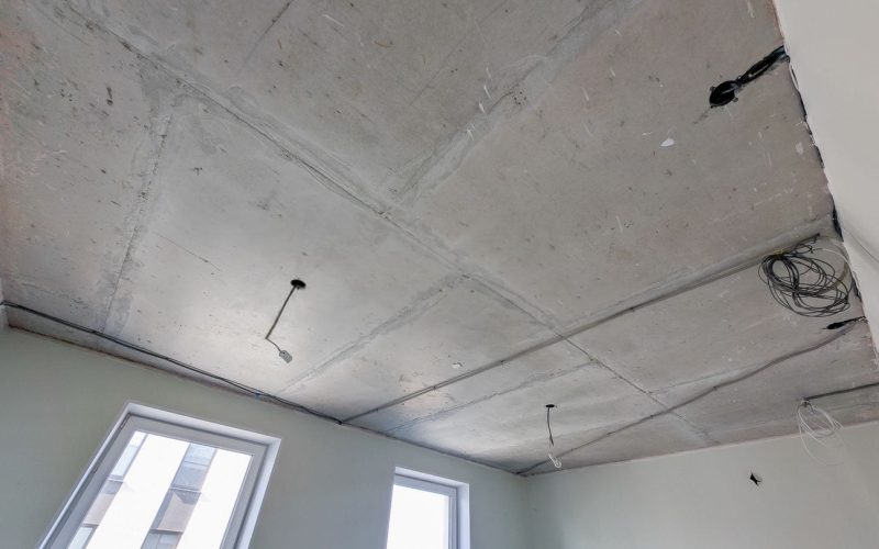 Натяжной потолок на кухне 20 м2