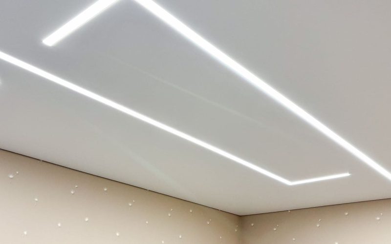 Натяжной потолок в детской 13 м2