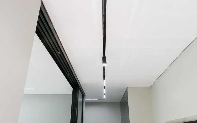 Натяжной потолок в квартире 22 м2